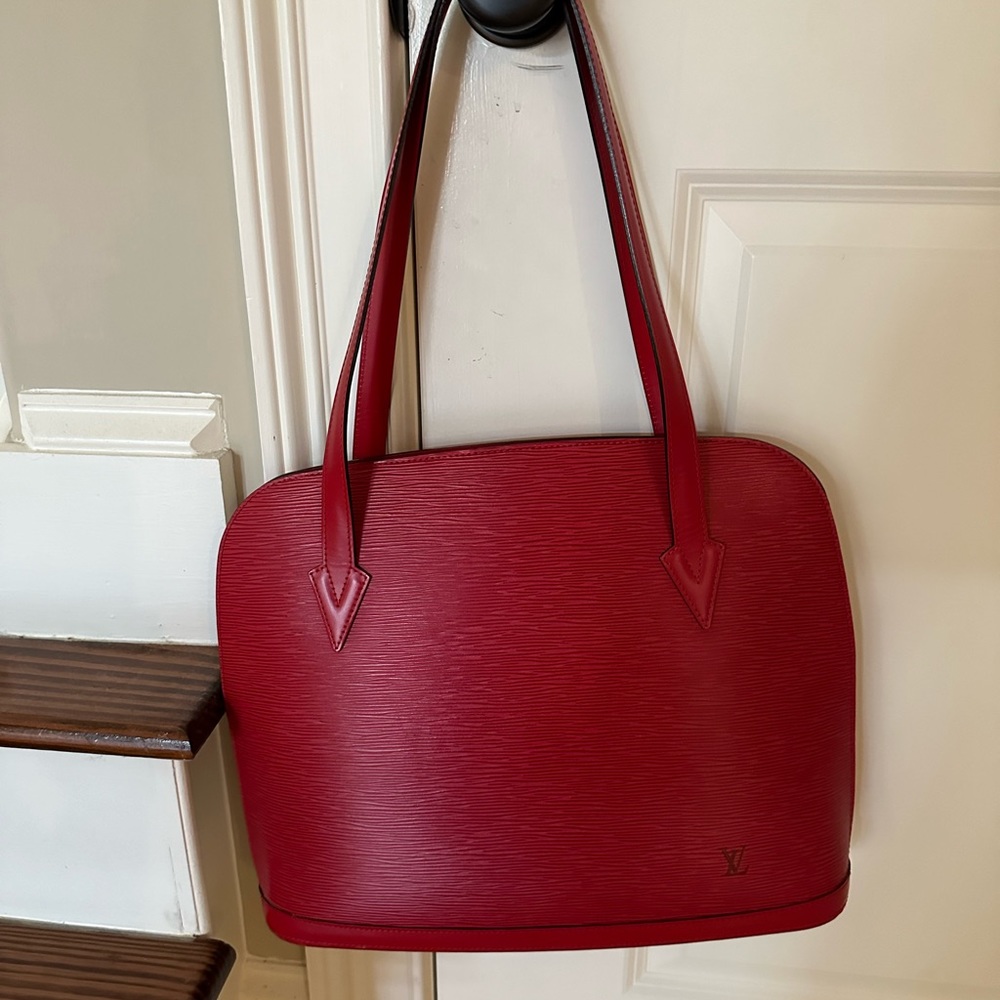 Louis Vuitton Red Epi Lussac Shoulder Bag EUC